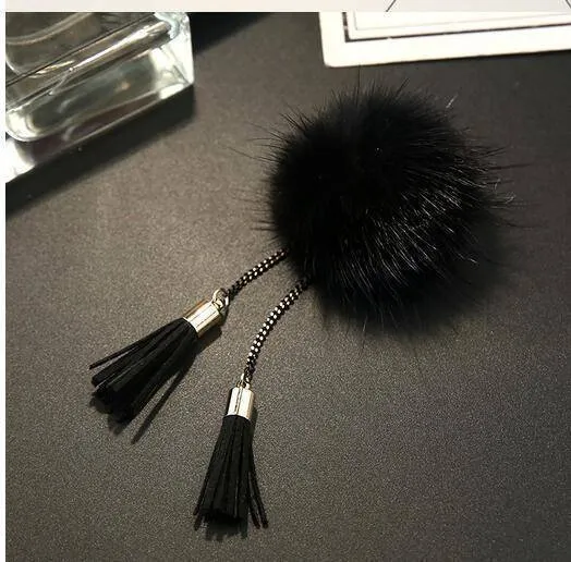 1PC Charm Fur Ball Brooch Chain Tassel Brooch Pins Gifts For Women Korean Piercing Lapel Pins And Brooches Collar Chic Jewelry