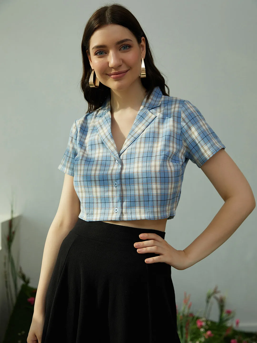 Berrylush Women Blue & White Checked Pattern Spread Collar Neck Button-Up Straight Hem Cropped Shirt