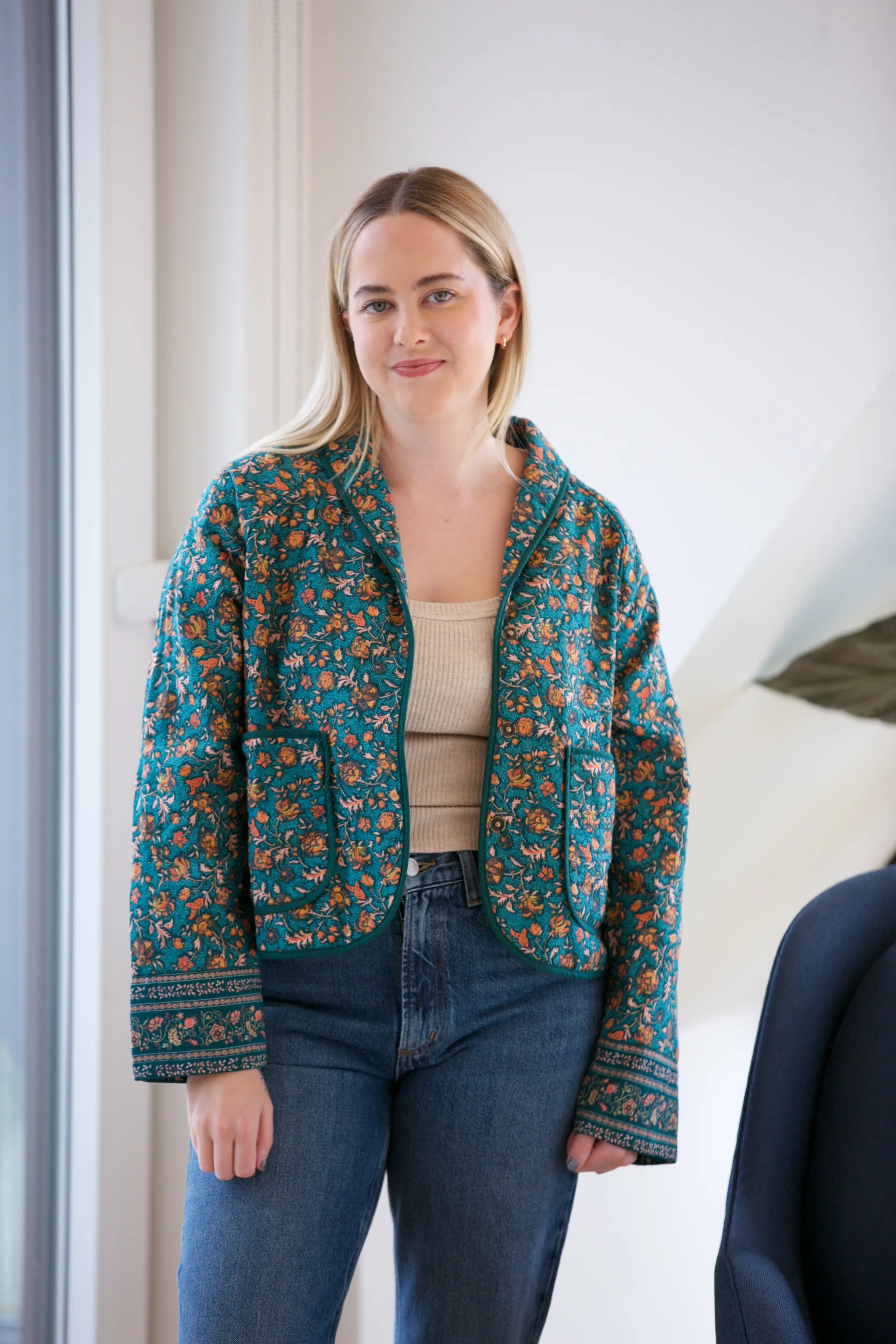 Birds of Paradis by Trovata August Jacket in Botanical Border