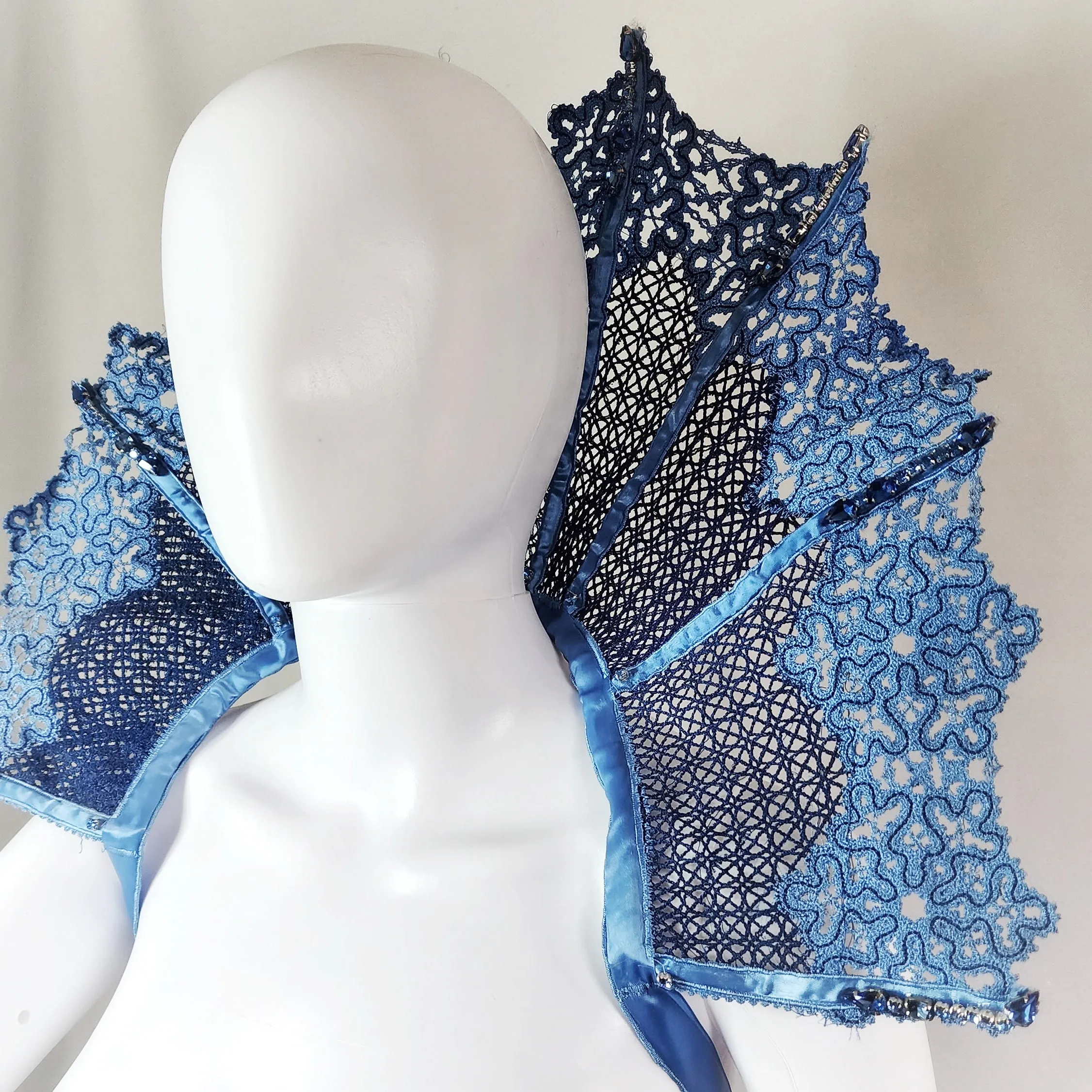 Blue Rhinestone Queen Fan Lace Stand Up Collar