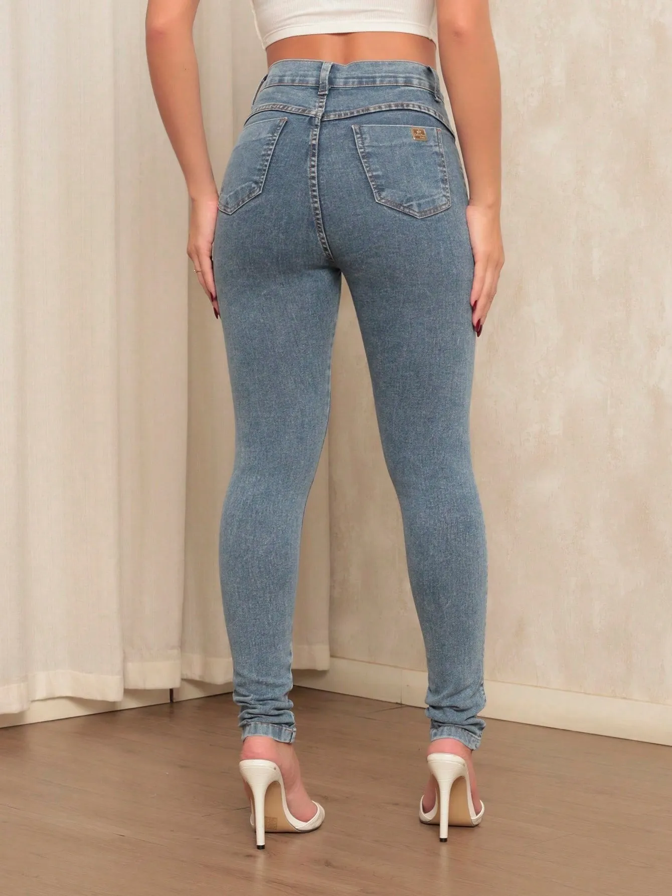 Calça Jeans Feminina Skinny com Elastano Premium Lavanta Bumbum Cintura Alta