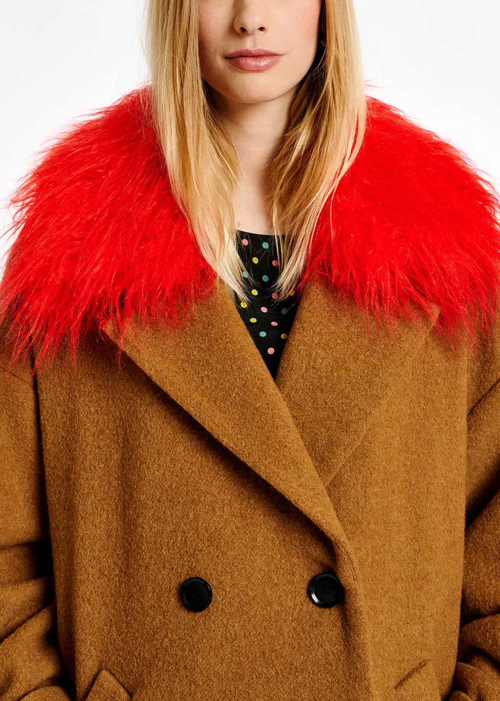 Camel wool-blend coat with red faux fur collar