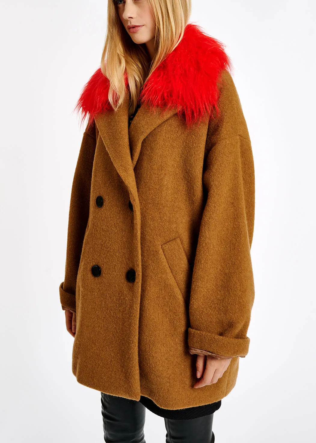 Camel wool-blend coat with red faux fur collar