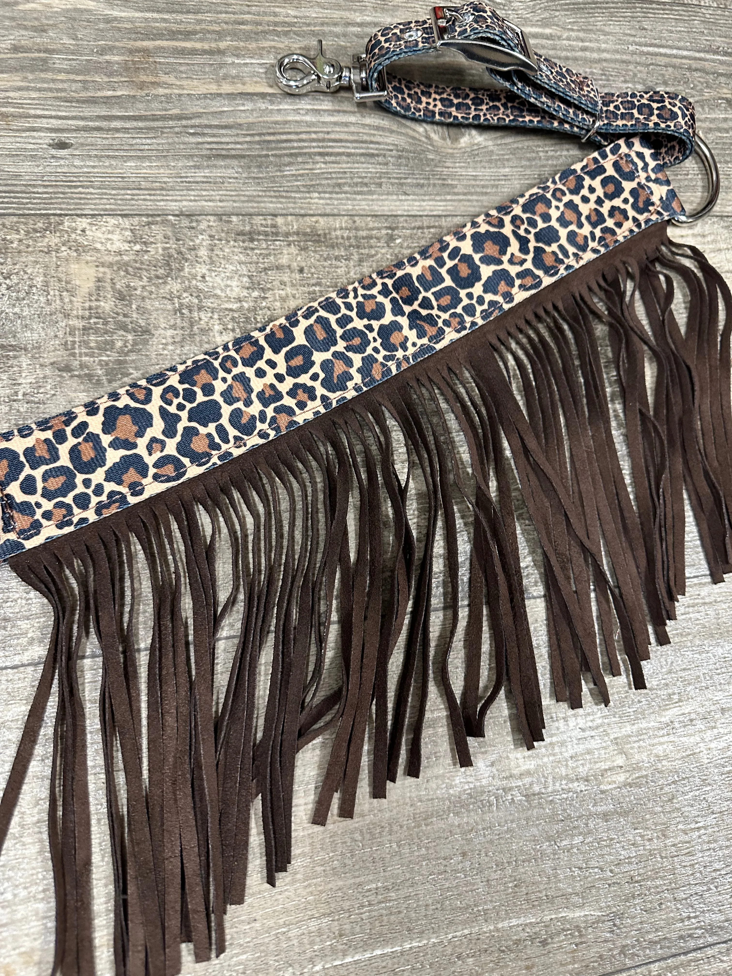 Cheetah nylon fringe breast collar