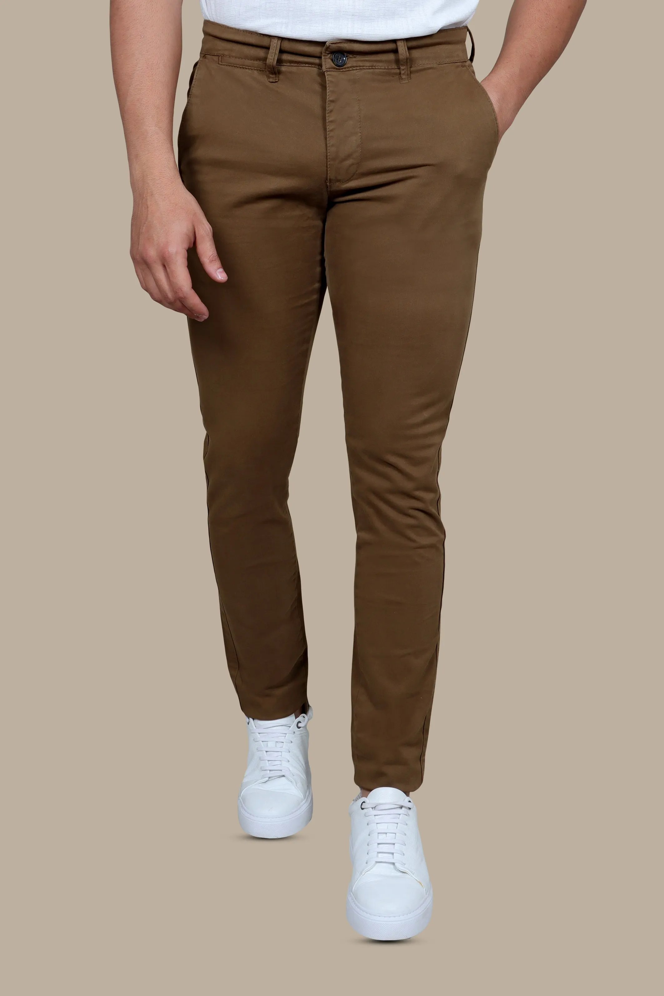 Espresso Elegance: Chino Slim Fit in Rich Brown