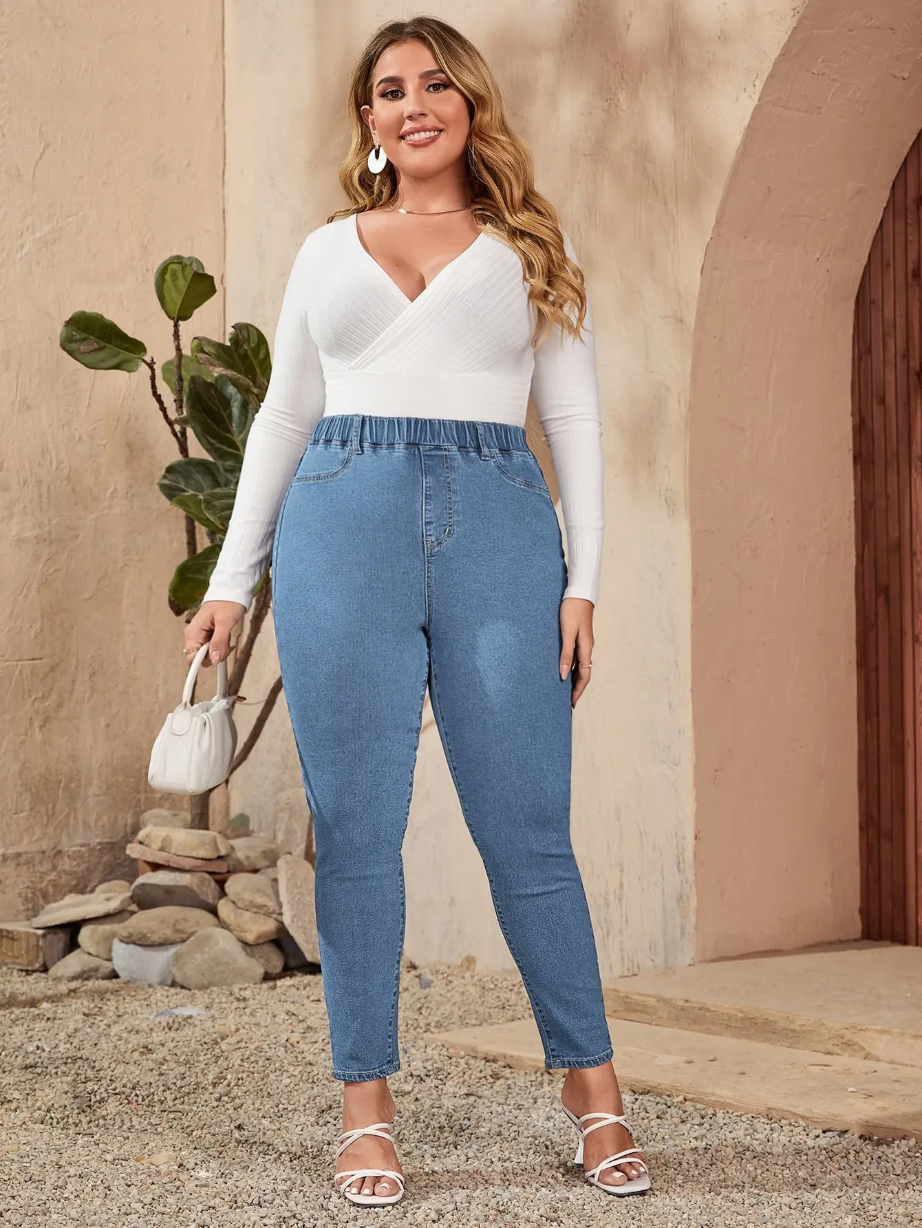 Plain Pocket High Waist Long Plus Size Jeans