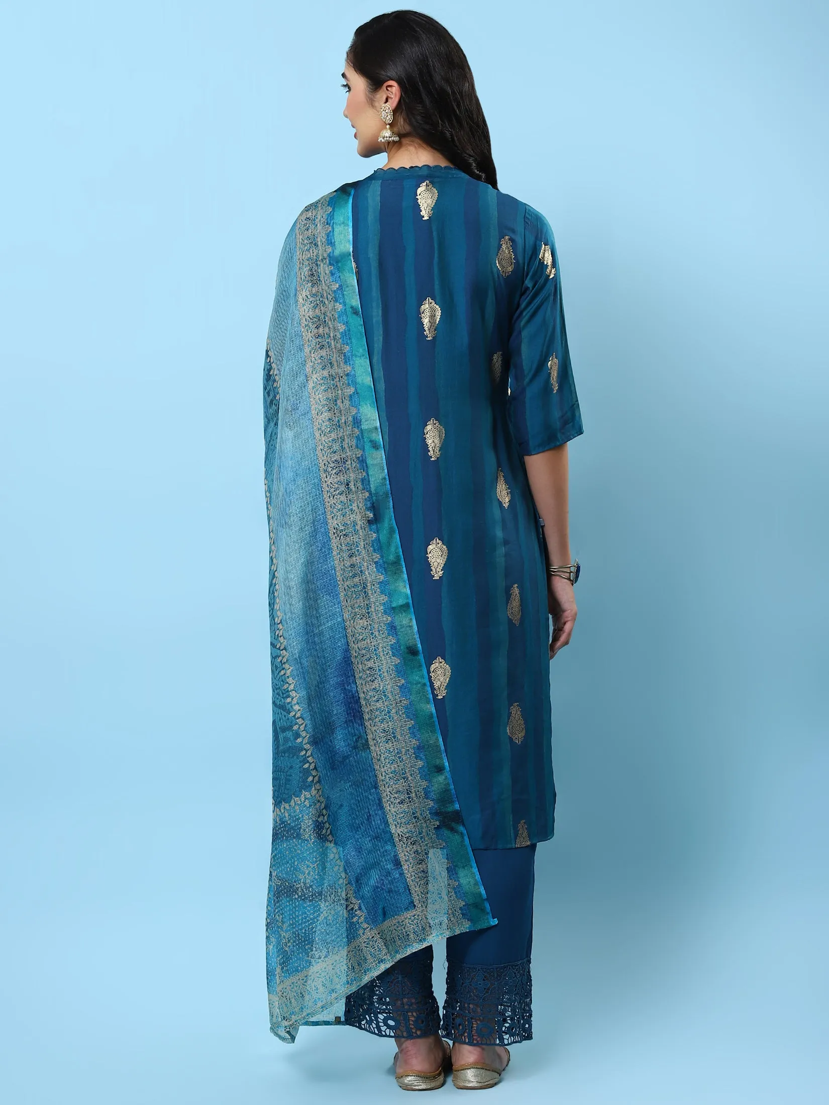 Women Blue Embroidered Kurta Comfort Pant Dupatta